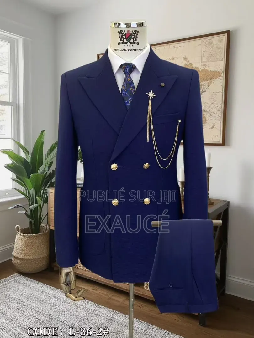 Vente Des Costumes Hommes Élégant Et Classe