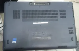 Ordinateur portable Dell Latitude E7470 8GB Intel Core i5 SSD 256GB