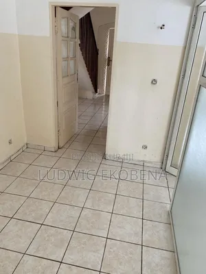 3chbre Maison dans Lumumba à Vendre