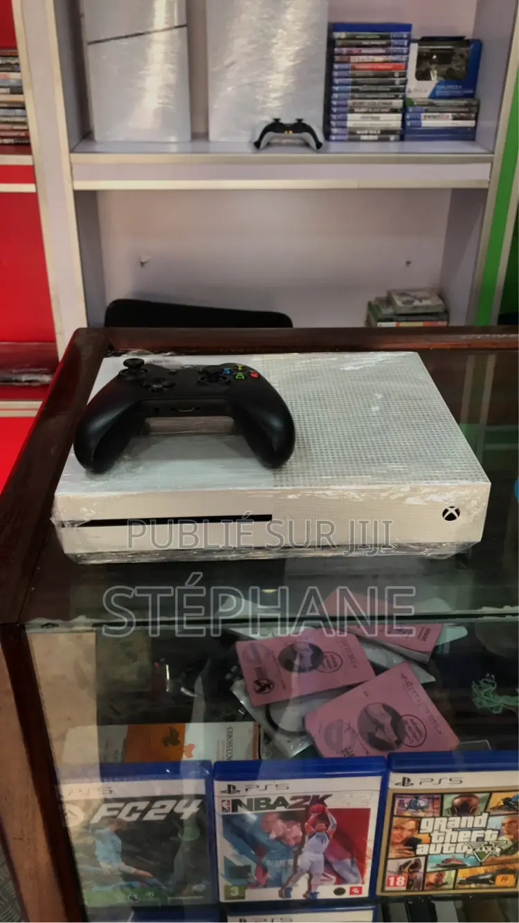 Xbox One S