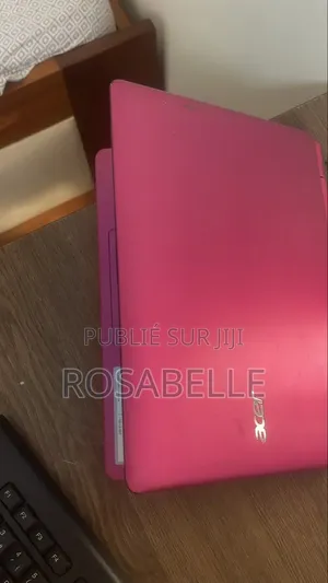 Ordinateur portable Acer AcerNote Pro 4GB Intel SSD 128GB