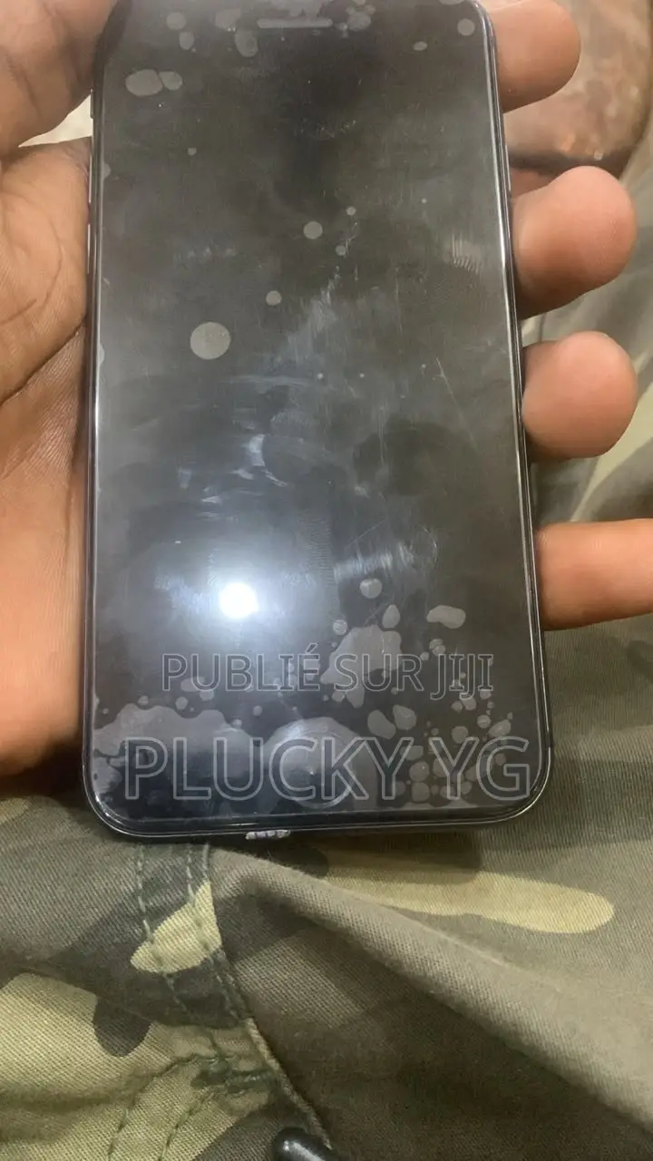 Apple iPhone 8 Plus 128 GB Noir