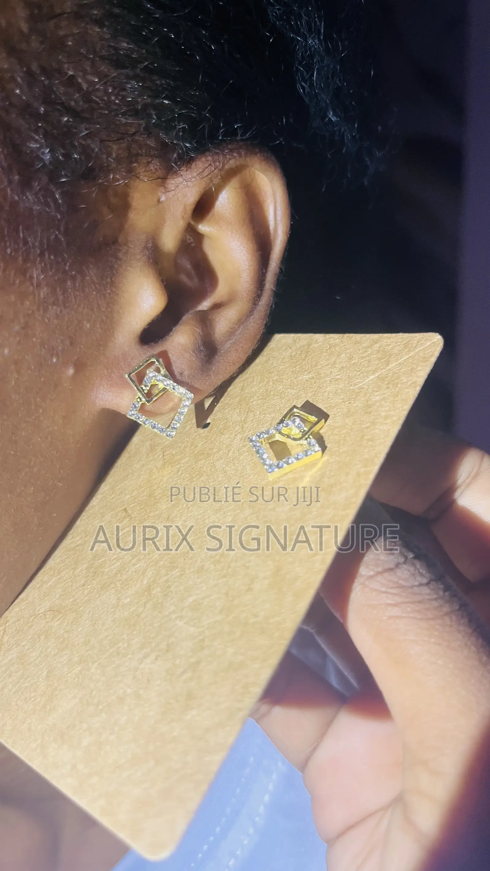 Boucles D’oreilles Simple