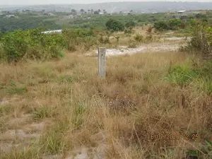 Parcelle Au Quartier Kombo Matadi