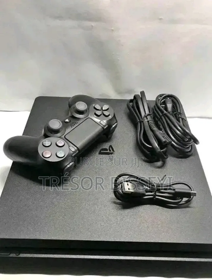 Console PS4 Pro Slim Et Fat d'Occasion d'Europe À Vendre
