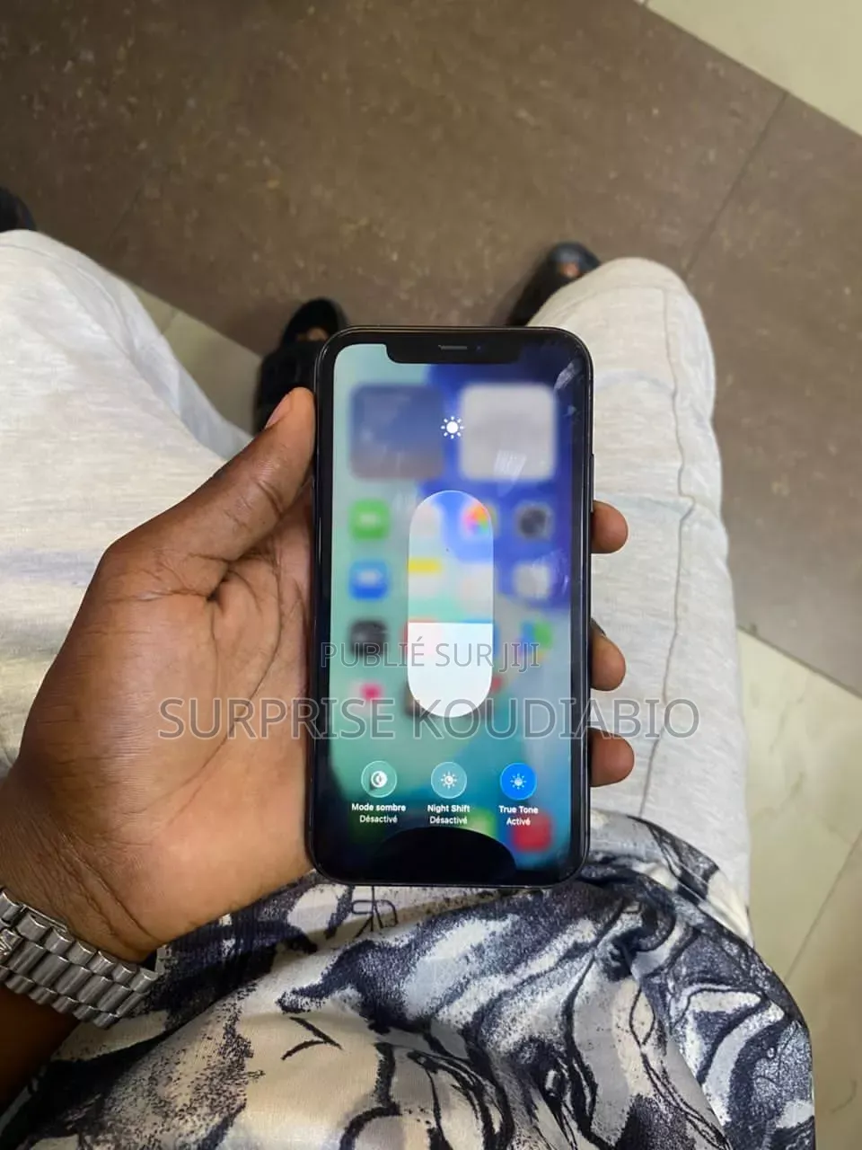 Nouveau Apple iPhone 11 64 GB Autre