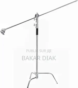 Stand C , Trépied Girafe