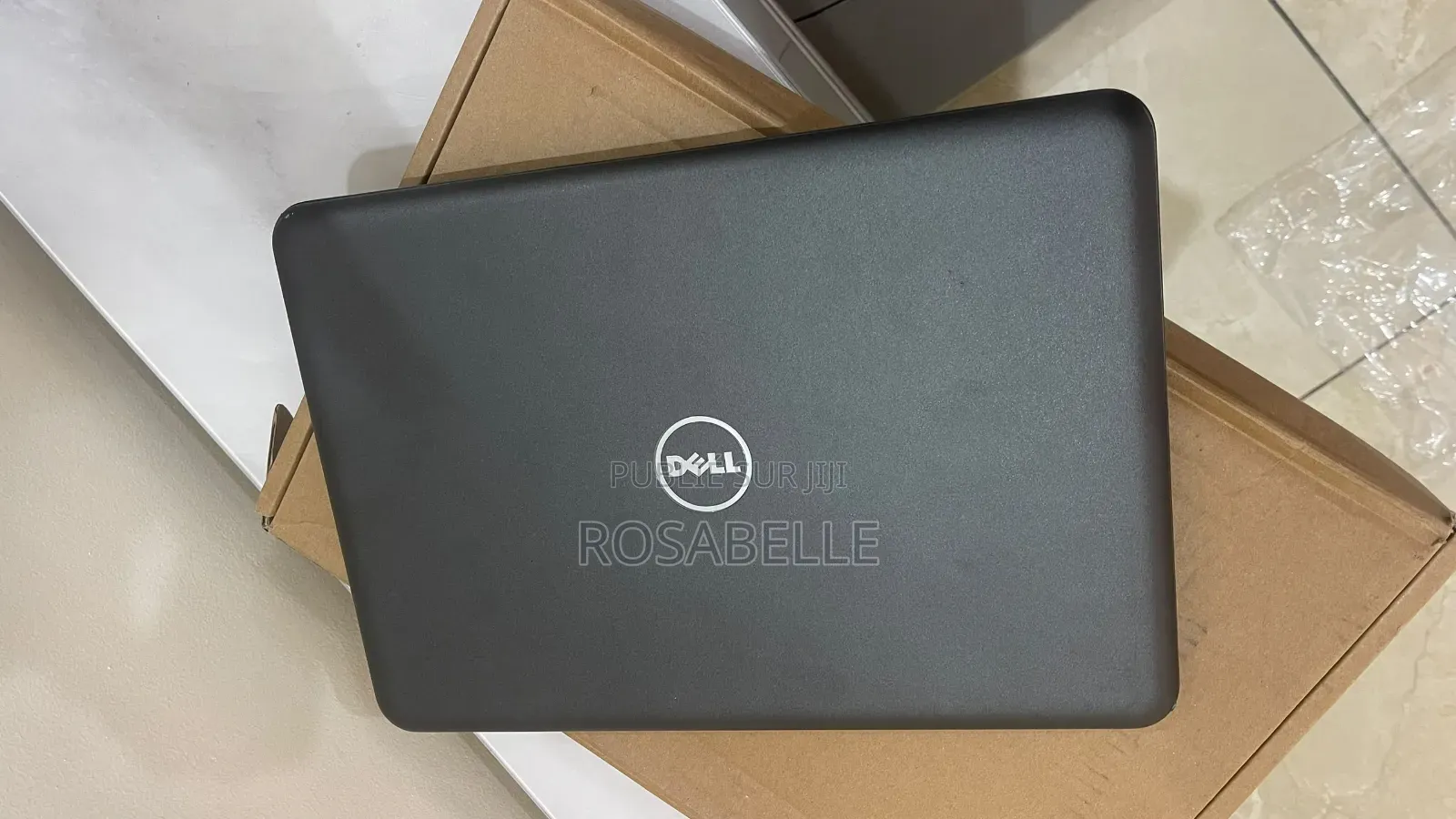 Nouveau Ordinateur portable Dell 14 Premium 8GB Intel Core i3 HDD 500GB