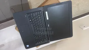 Nouveau Ordinateur portable Dell 14 Premium 8GB Intel Core i3 HDD 500GB