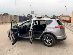 Toyota RAV4 2016 Gris
