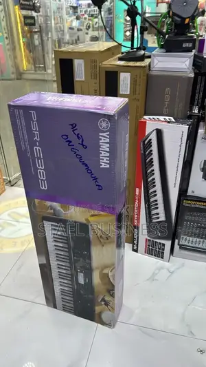 *Piano Professionnel Yamaha PSR E383* État Neuf Dans Carton -