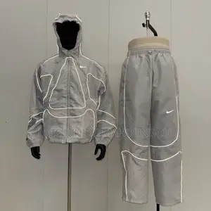 Complet Nike