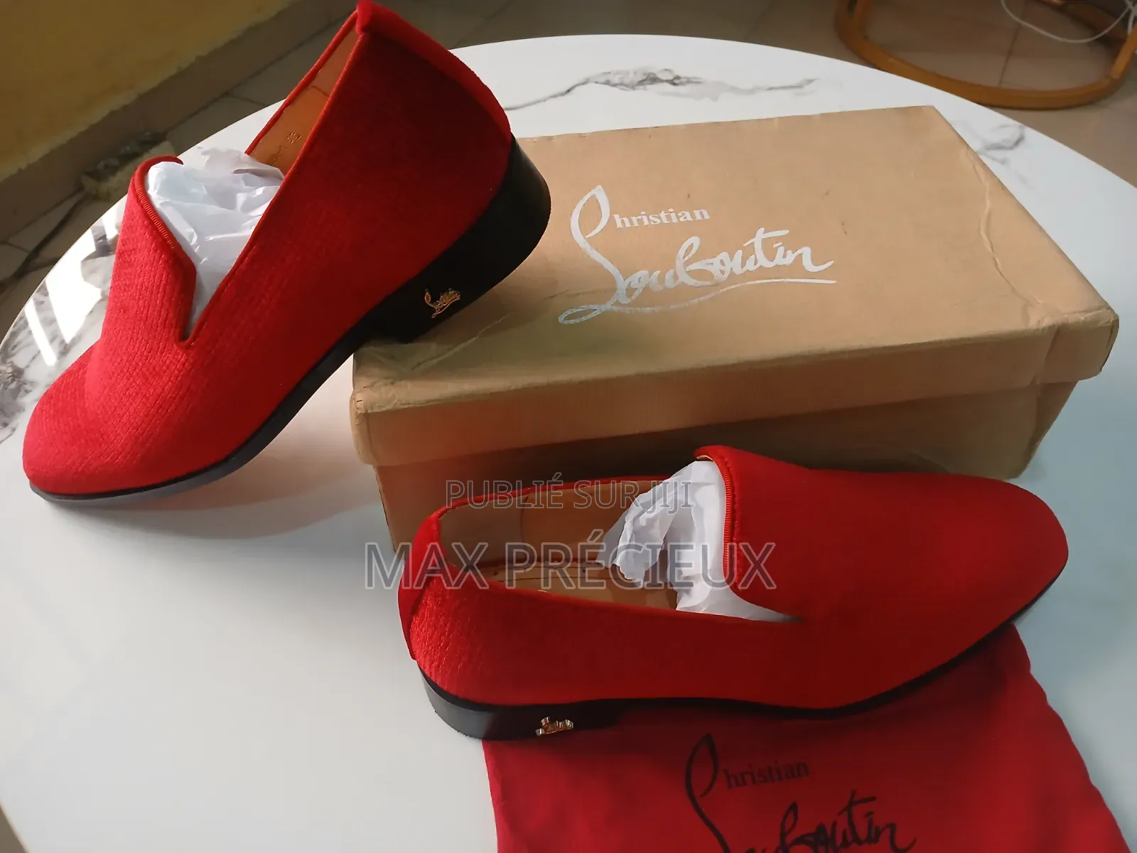 Mocassin De Louboutin