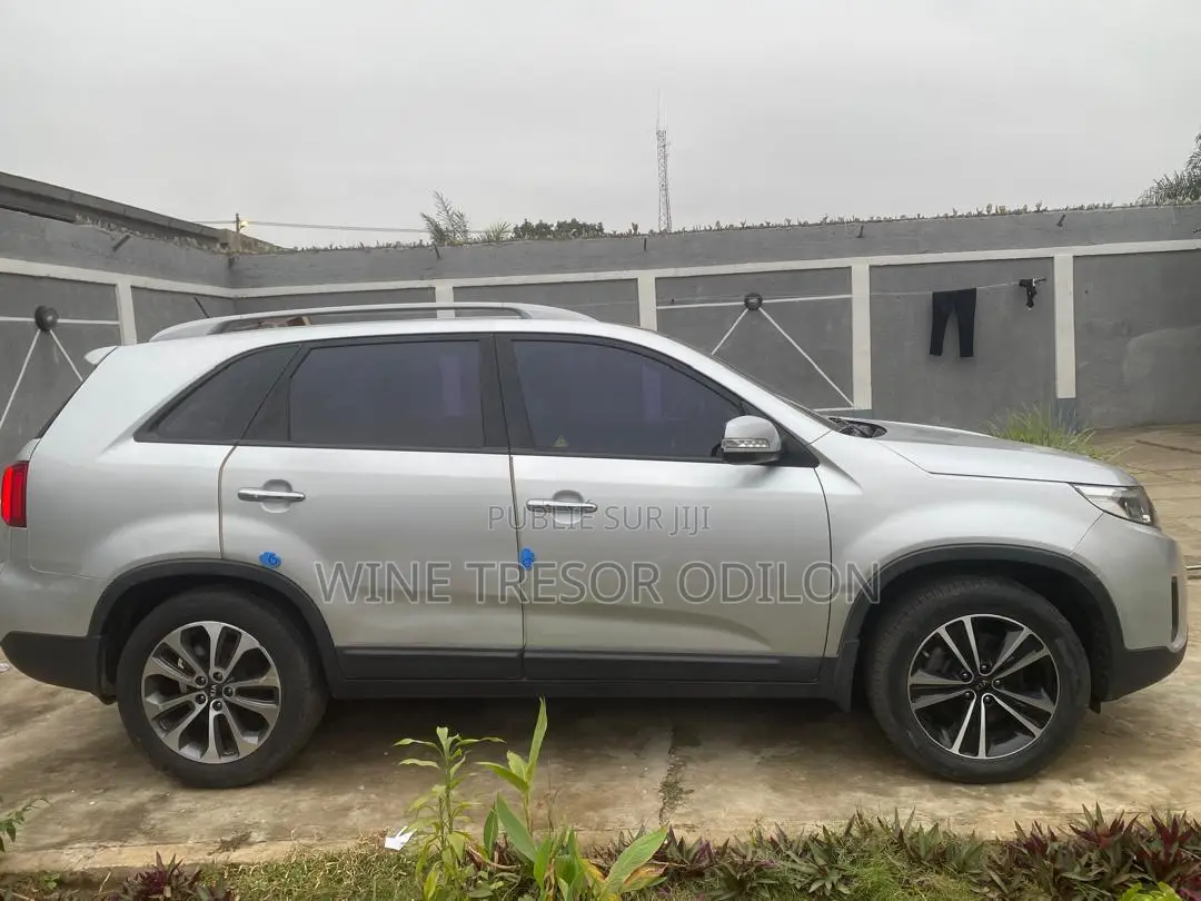 Kia Sorento Limited 4dr SUV AWD (3.3L 6cyl 6A) 2015 Gris