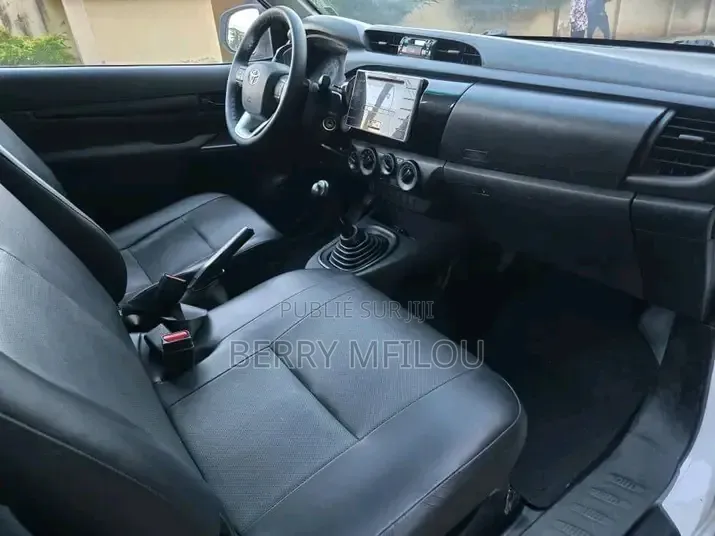 Toyota Corolla 2019 Blanc cassé