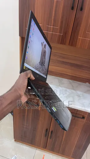 Nouveau Ordinateur portable Acer AcerNote Pro 8GB Nvidia HDD 500GB