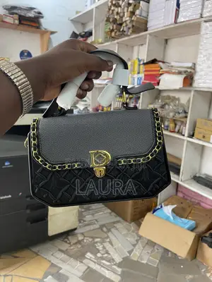 Sac À Main Femme Élégant Et Tendance