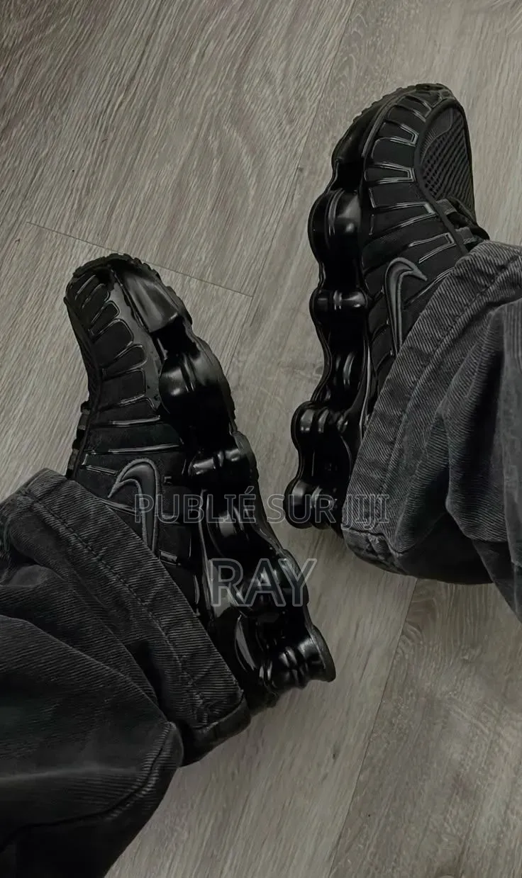 Nike Shox in Box