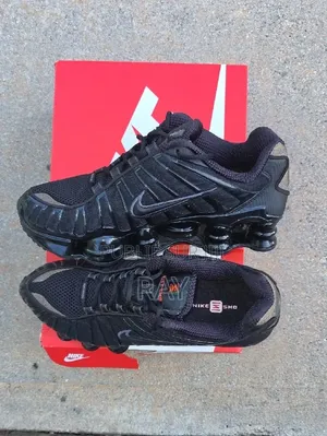 Nike Shox in Box