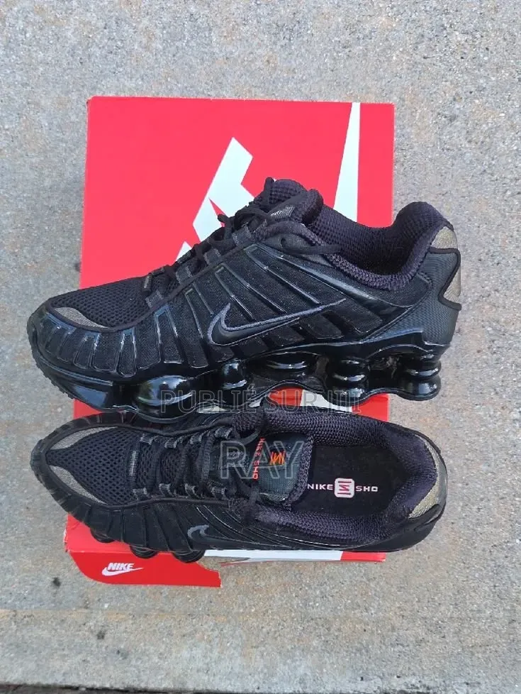 Nike Shox in Box