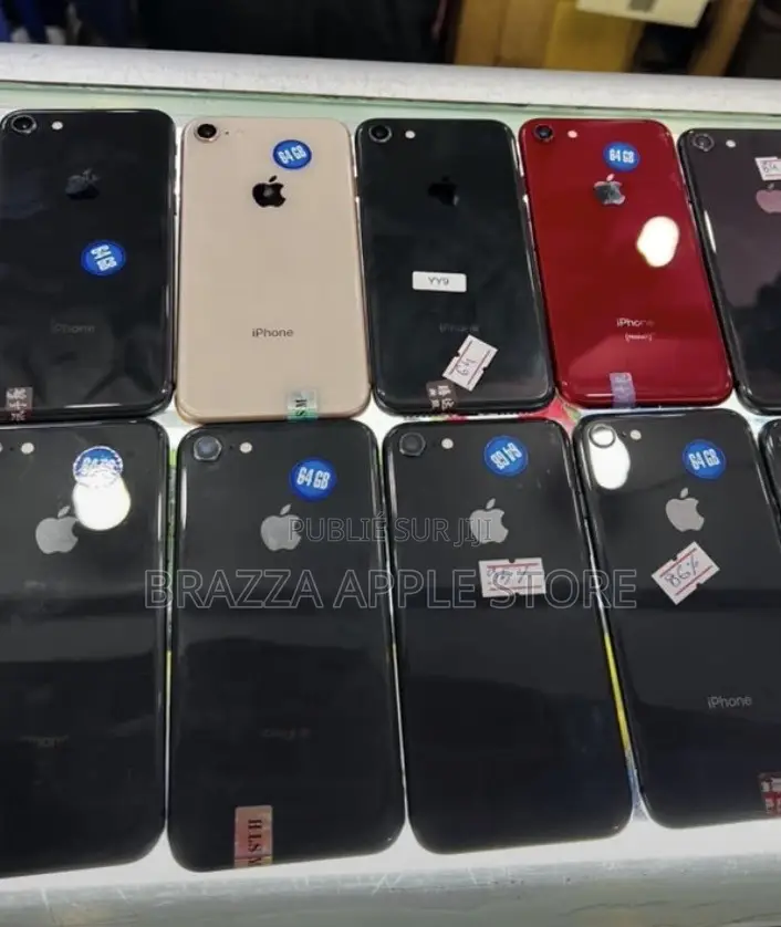 Nouveau Apple iPhone 8 64 GB Noir