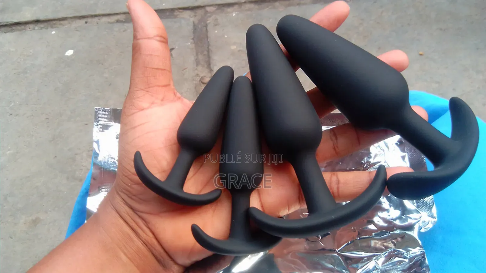 Plug Anal À Vendre.