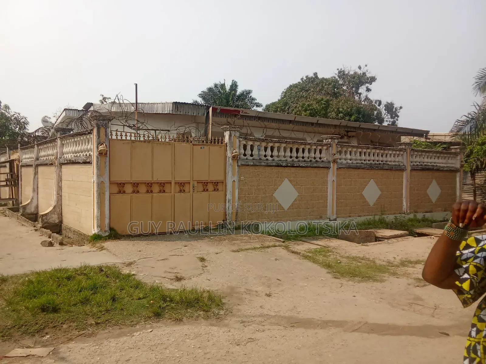Parcelle À Vendre À Pointe Noire