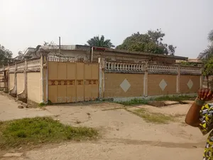 Parcelle À Vendre À Pointe Noire