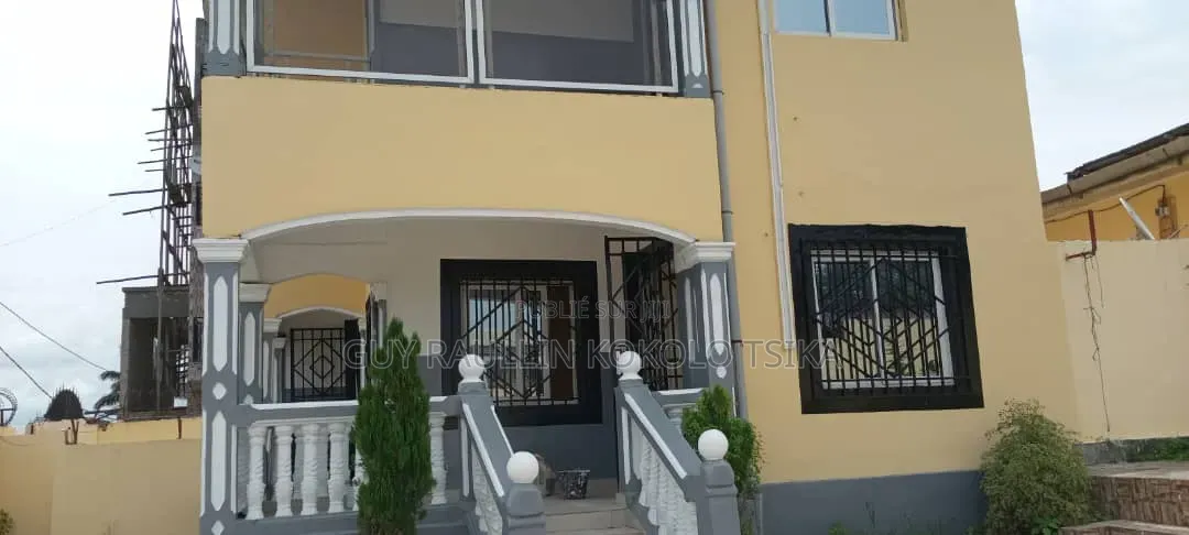 Parcelle À Vendre À Pointe Noire