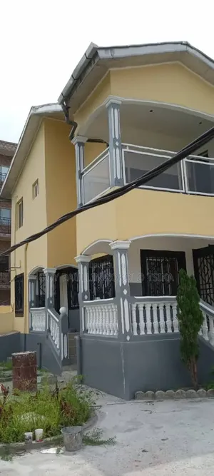 Parcelle À Vendre À Pointe Noire