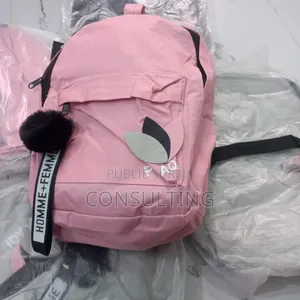 Sac À Dos À 2500fcfa. WhatsApp Pointe-Noire
