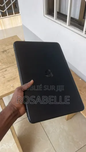 Ordinateur portable HP 15s 6GB Intel Core i3 HDD 500GB