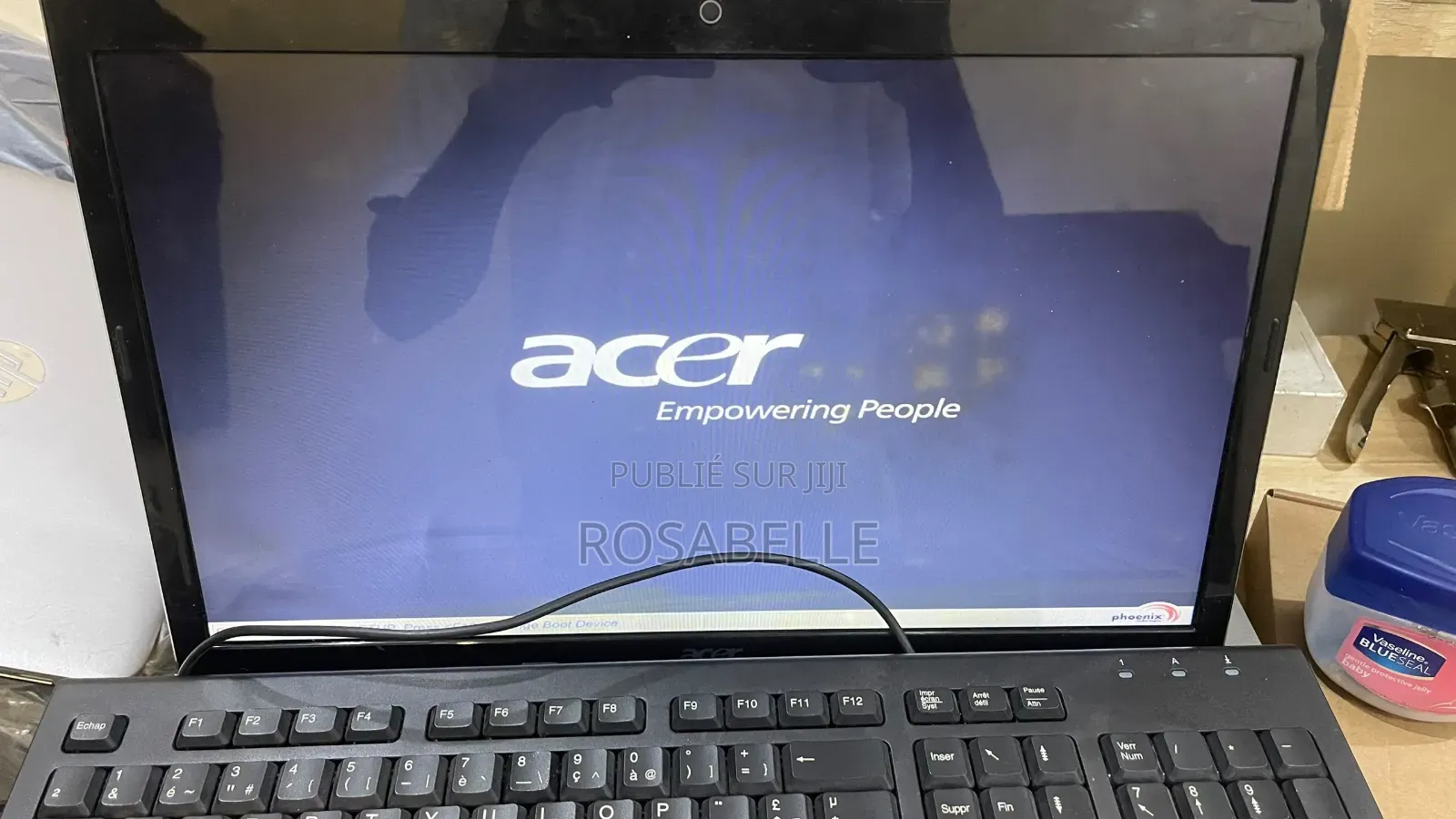 Ordinateur portable Acer AcerNote 4GB Nvidia HDD 1T