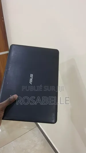 Ordinateur portable Asus 1015E 4GB Intel Celeron HDD 32GB