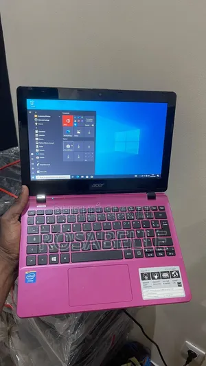 Ordinateur portable Acer Aspire 1 4GB Intel Pentium HDD 160GB