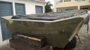 Barque Aluminium Très Résistant, Fabriqué Aux USA