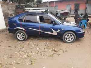 Toyota Corolla 2005 Bleu