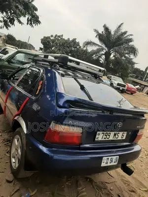 Toyota Corolla 2005 Bleu