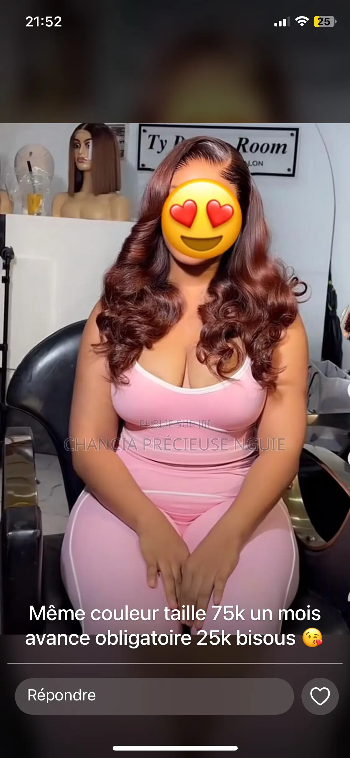 La Perruque Est De Très Bonne Qualité