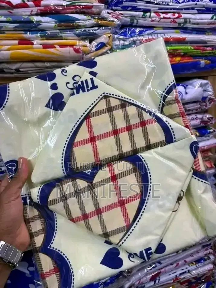 Etre Propre C'est Avoir Beaucoup d'Accessoires De Maison Moins Chers