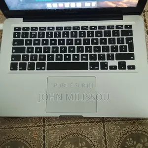 Ordinateur portable Apple MacBook 2012 6GB Intel Core i5 HDD 320GB