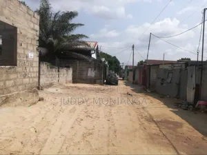 4chbre Chambre et salon dans Parcelle, Djiri à Vendre