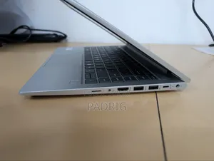 Ordinateur portable HP ProBook 445 G8 8GB AMD Ryzen 5 SSD 256GB