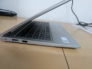 Ordinateur portable HP ProBook 445 G8 8GB AMD Ryzen 5 SSD 256GB