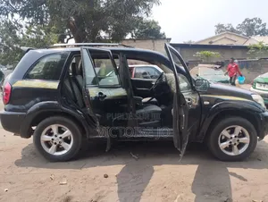 Toyota RAV4 2014 Noir