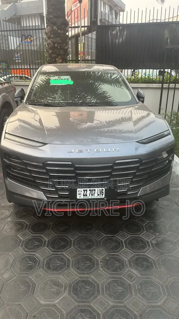 Jetour X70 1.5 7-Seater FWD 2021 Gris