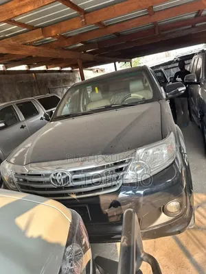 Toyota Fortuner 2017 Noir