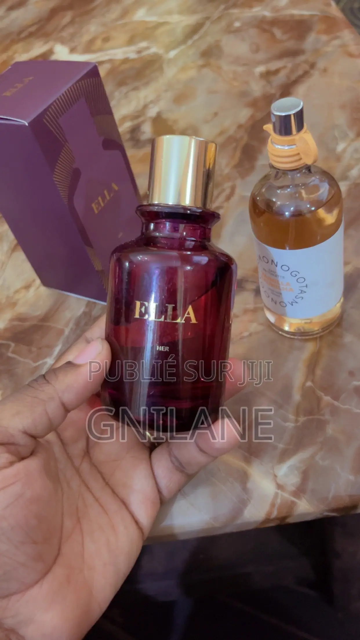 Un Parfum Envoûtant, Délicat Et Raffiné.