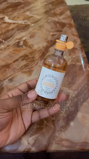 Un Parfum Envoûtant, Délicat Et Raffiné.