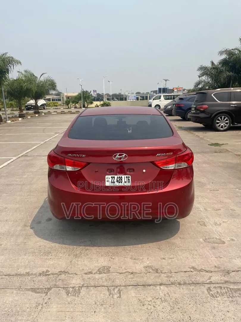 Hyundai Avante 2019 Rouge